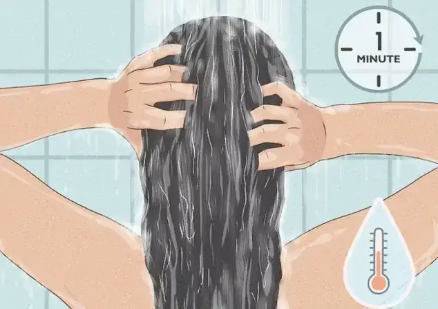Navlhčite vlasy teplou vodou