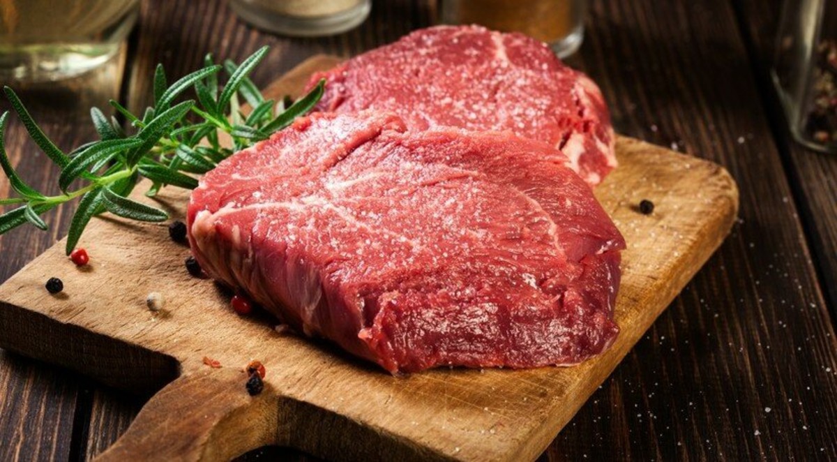 Benefity a škodlivosť konzumácie červeného mäsa